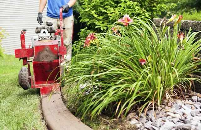 Decorative Concrete Curbing - Photo 2