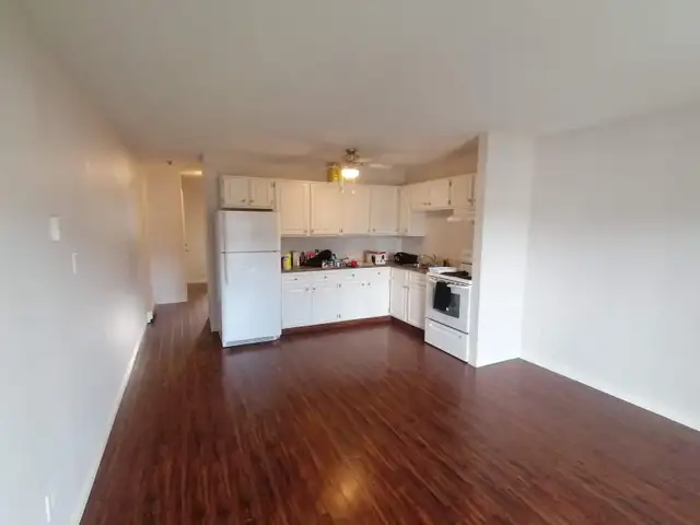 SPACIOUS – RENOVATED – PET FRIENDLY