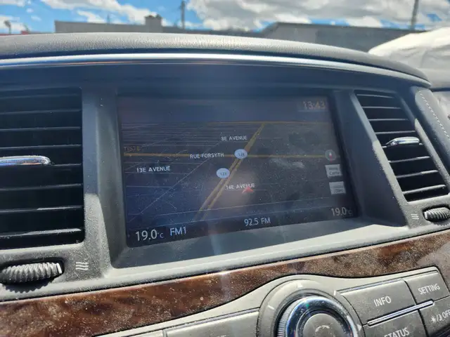 2017 Nissan Armada PLATINUM 7 PASSAGER 4X4 V8 - Photo 4