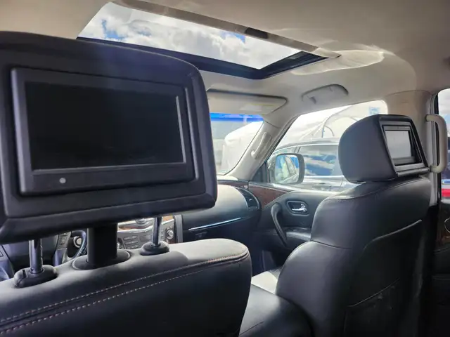 2017 Nissan Armada PLATINUM 7 PASSAGER 4X4 V8 - Photo 9