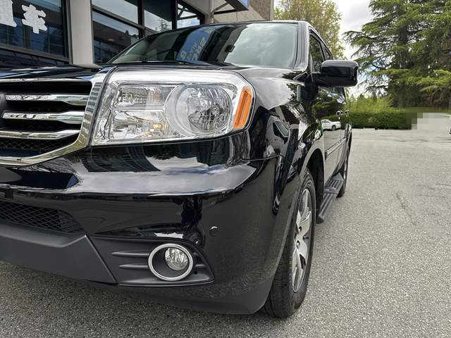 2013 Honda Pilot Touring | ONLY 32k KM | Local BC | 8-Passenger - Photo 7