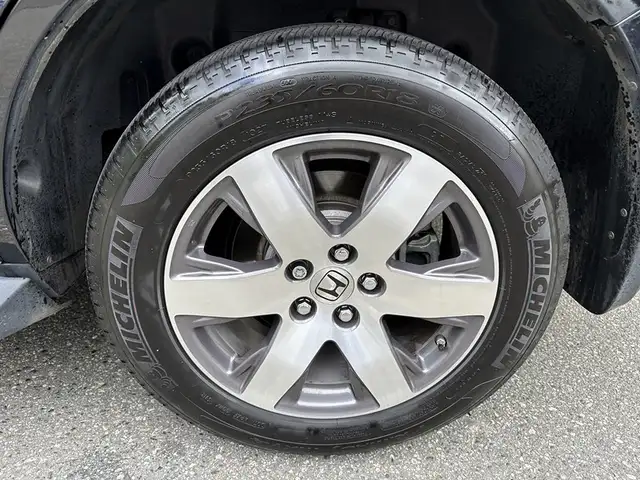 2013 Honda Pilot Touring | ONLY 32k KM | Local BC | 8-Passenger - Photo 8