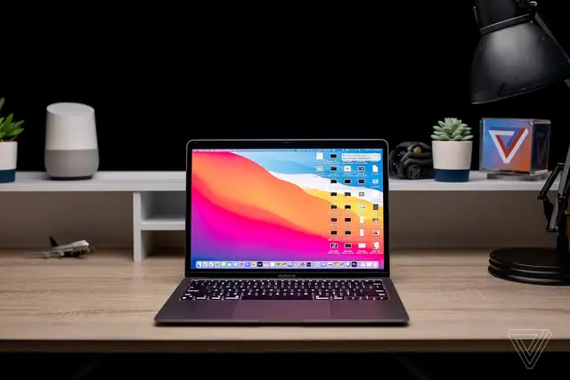 Apple Macbook Pro 13' Touchbar 16GB