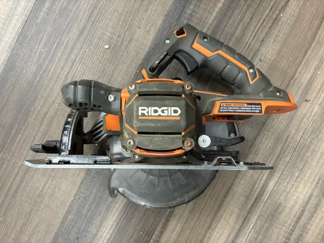 Rigid R8652 7 1/4" Circular Saw - Photo 2