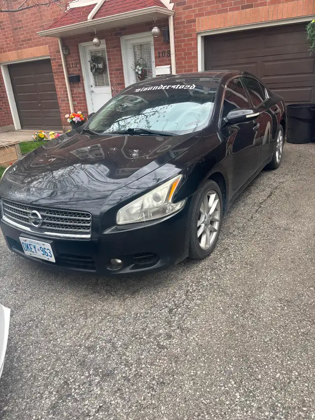 2011 Nissan maxima selling as is, $1500 or best offer