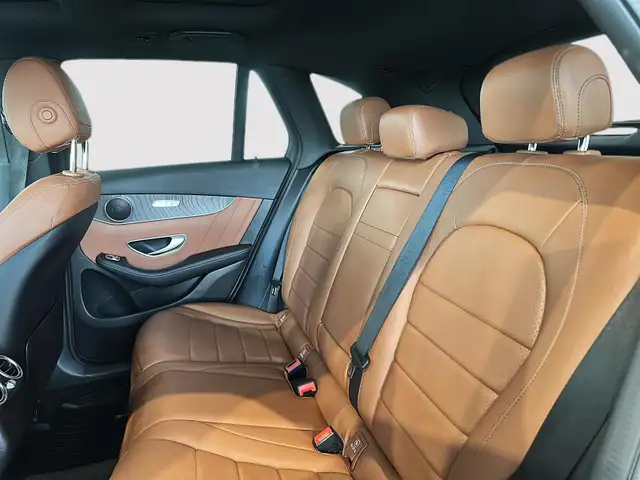 2022 Mercedes-Benz GLC300 4MATIC SUV Warranty until 2028 or 120, - Photo 4