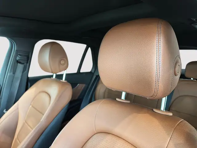 2022 Mercedes-Benz GLC300 4MATIC SUV Warranty until 2028 or 120, - Photo 13