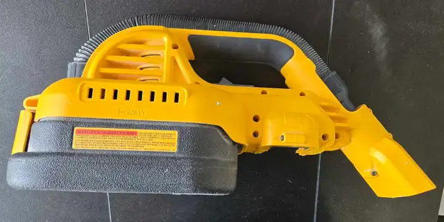 Dewalt DCV517 WET DRY VACUUM - Photo 2