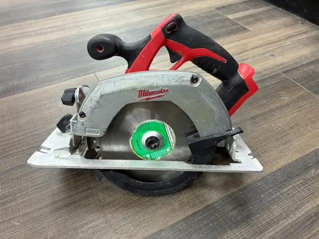 Milwaukee 2630 M18 Circular Saw