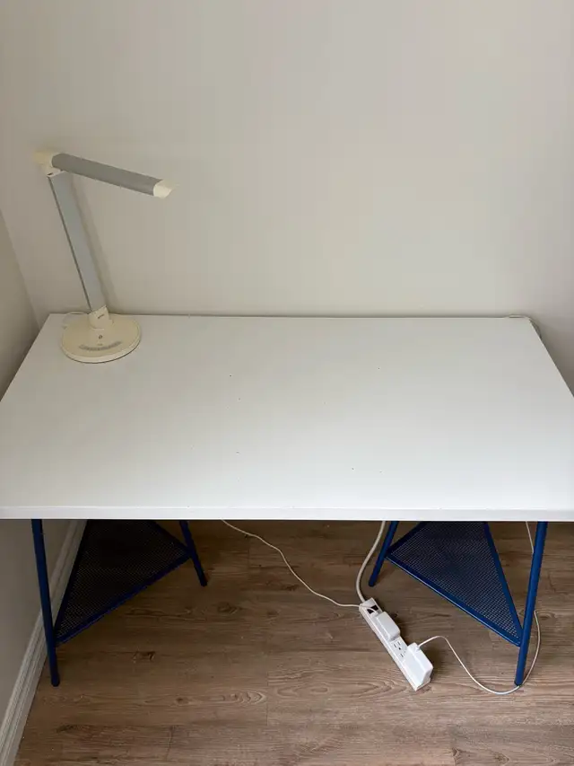 IKEA LAGKAPTEN Desk - Used