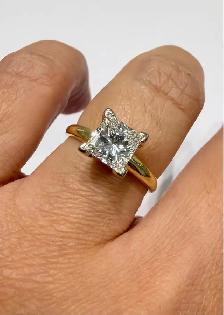 Natural Princess Cut Diamond 1.54 Carat J-SI2 in 18k Gold