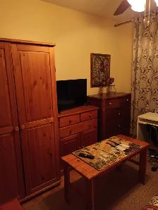Private room -West Mall and Bloor ( ETOBICOKE ) HWY 427