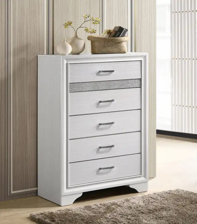 THE BEST HOME FURNISHINGS