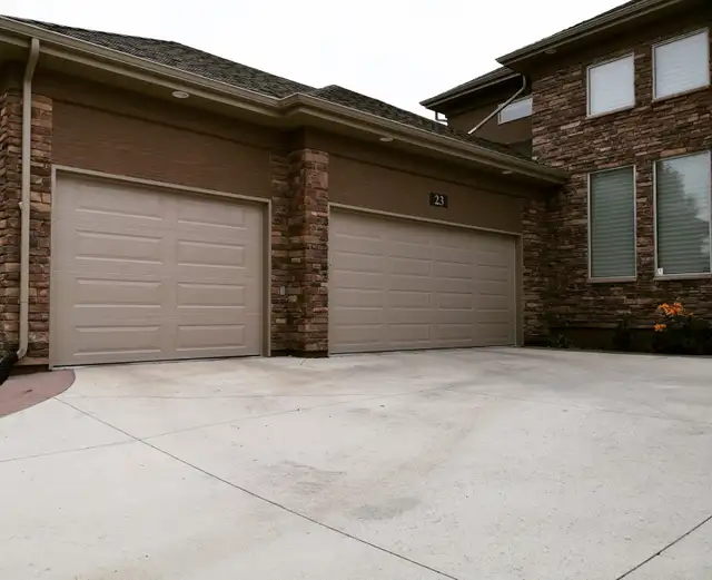 ★WHOLESALE GARAGE DOORS FOR SALE★BEST PRODUCTS and QUALITY★ - Photo 2