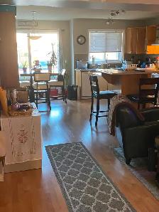 Spacious 3 Bed, 2.5 Bath Home in Terwillegar Towne - Photo 7
