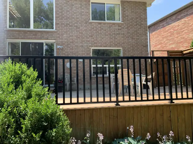 4 Bedroom, 3 Bath House on private, quiet ravine lot - Photo 8