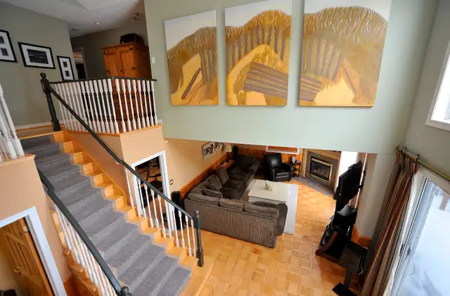 4 Bedroom, 3 Bath House on private, quiet ravine lot - Photo 12