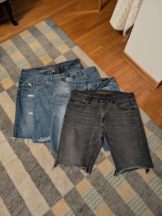 Men's Jeans and Shorts For Sale - Photo 2