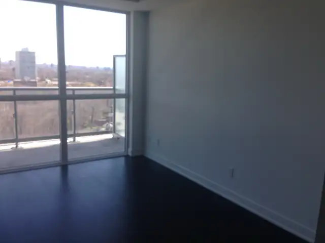 Bathurst & St Clair Ave W - 1 Bedroom   1 Bath - Photo 9