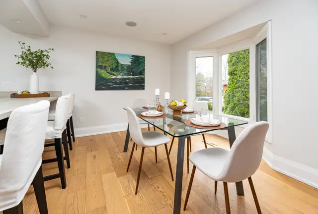 OPEN HOUSE-Stunning 4 1 Bed Home in Hills of St. Andrew - Aurora - Photo 3