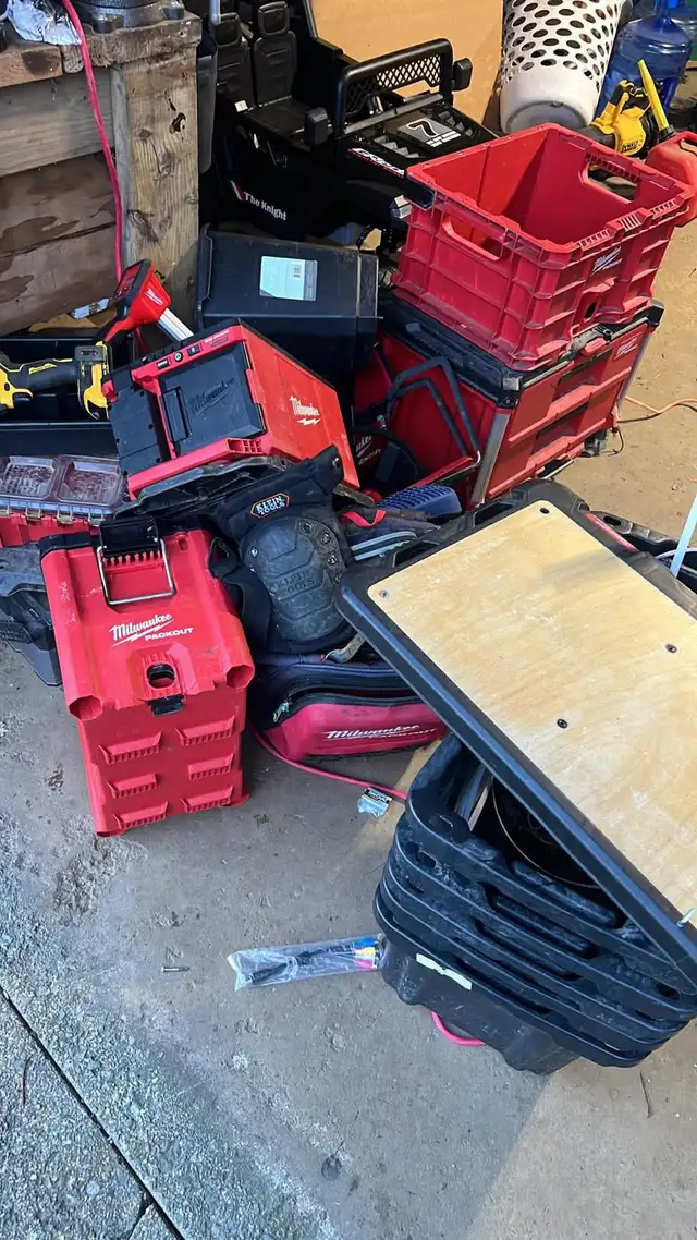 Milwaukee tools packout - Photo 10