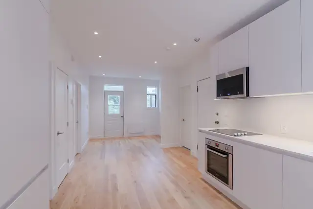 renovated 3-bedroom apartment, NDG, August 1 - ID 1787 - Photo 5