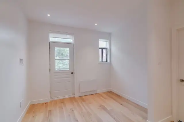 renovated 3-bedroom apartment, NDG, August 1 - ID 1787 - Photo 7