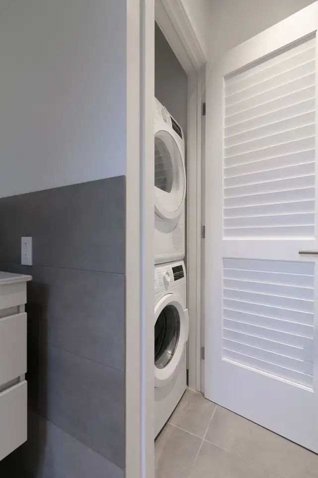 renovated 3-bedroom apartment, NDG, August 1 - ID 1787 - Photo 16