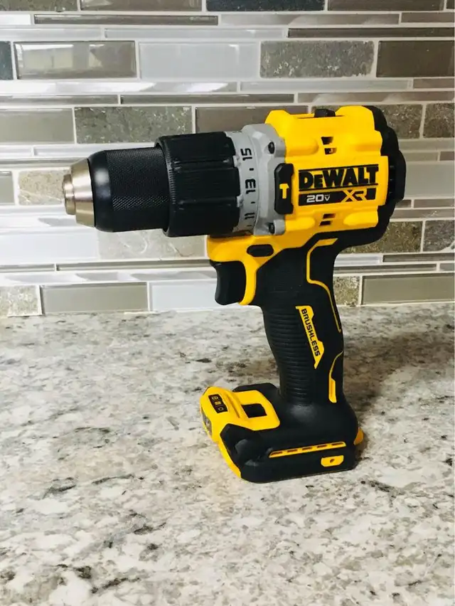 New Dewalt DCD805B XR 20V Max 1/2' Hammer Drill