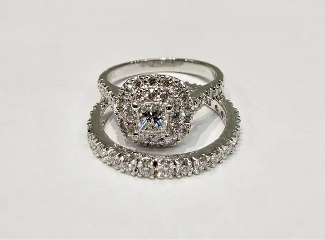 18K Natural Diamonds Engagement Ring and Eternity band 1.00CTW