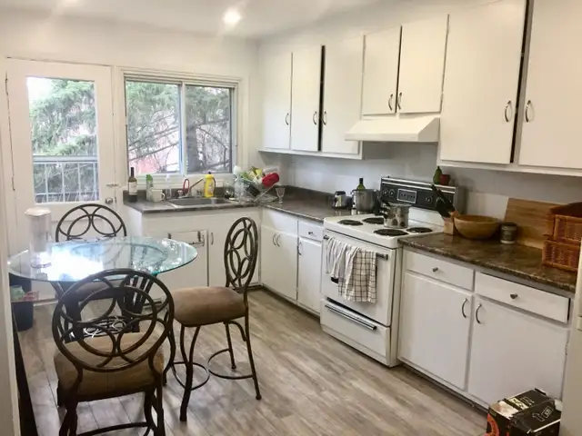 Tres joli 3 et demi (semi-meublé) - Nouveau Rosemont - Photo 12