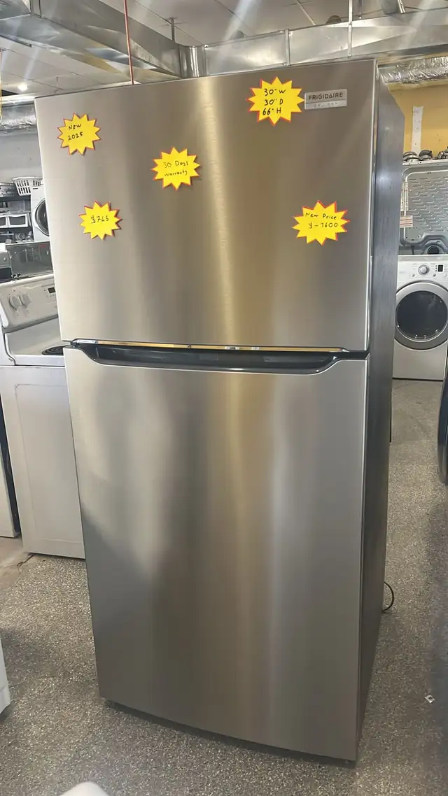 Frigidaire 30" New 2025 Refrigerator - Photo 2