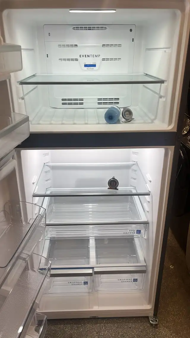 Frigidaire 30" New 2025 Refrigerator - Photo 4