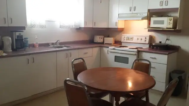 Chambre à louer,près Aéroport, Gatineau, tout inclus, Style Loft - Photo 5