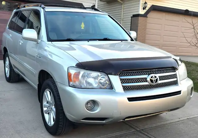 2006 Highlander Hybrid, 7 Seater, Active, Only $7,499 Quick Sale - Photo 2