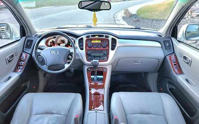 2006 Highlander Hybrid, 7 Seater, Active, Only $7,499 Quick Sale - Photo 8