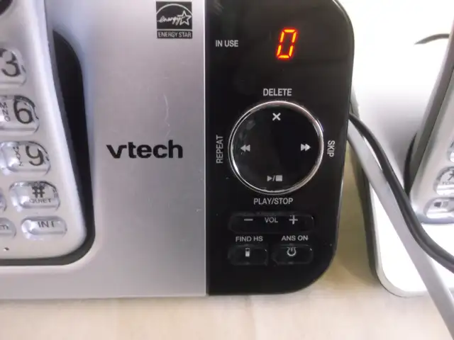 Vtech 3 Cordless Phone with Answering System - Photo 3