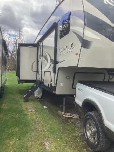 Rockwood 5th wheel 2020