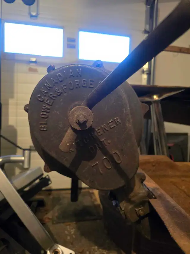 antique forge - Photo 4