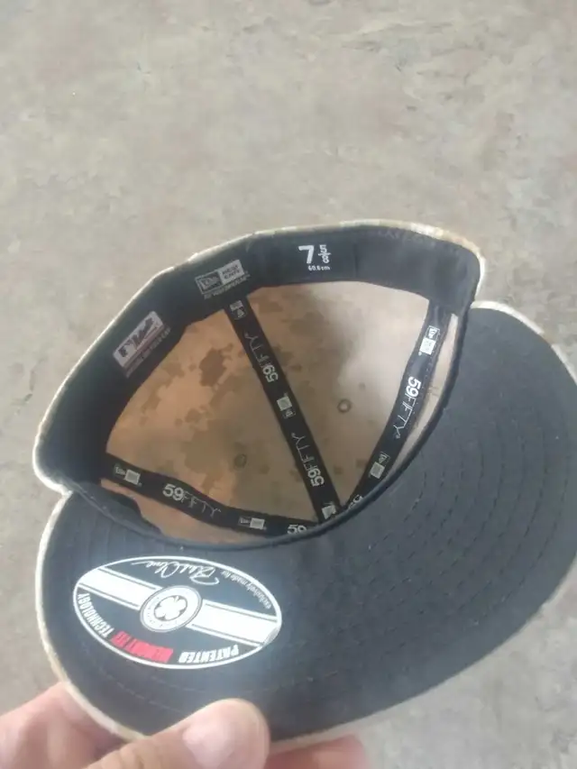 Blue Jays fitted ball cap - Photo 2