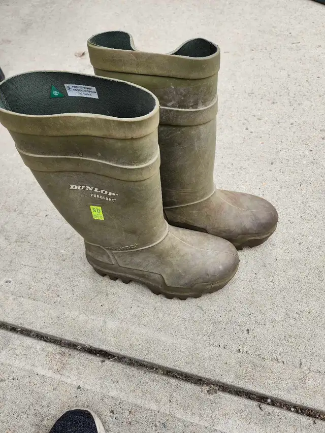 Dunlop rubber boots