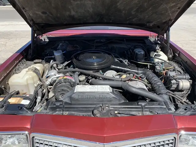 1982 Buick Riviera Convertible Second Owner with only 62,000 kms - Photo 12