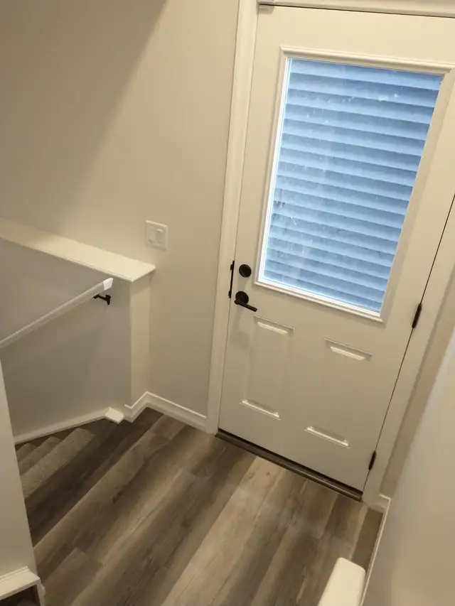 Basement Rent - Two Beds - Two washrooms - Photo 2