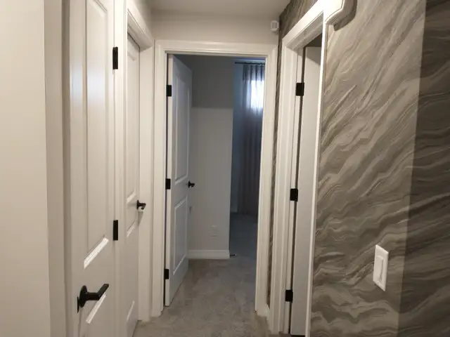 Basement Rent - Two Beds - Two washrooms - Photo 7
