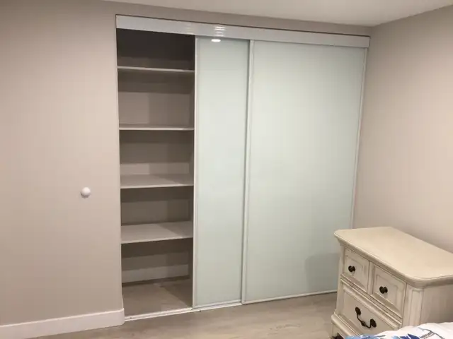 two beds fully furnished legal suite in  walk out Basement - Photo 10