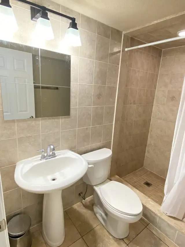 Legal basement for Rent - Photo 4