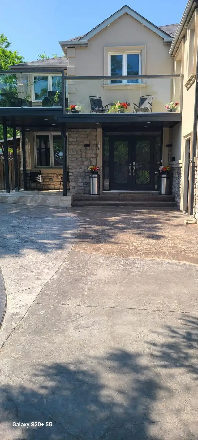 Upscale & Spacious Open Concept   Basement Apartment –Pickering - Photo 2