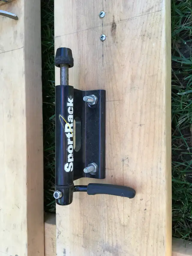 Bike Carrier - Thru Axle - Fits Table Space in RV - Photo 3
