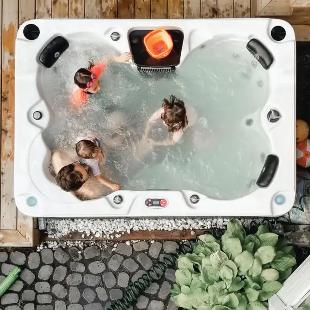 4 Person Calgary Plug n Play Hot Tub Floor Model - Photo 7