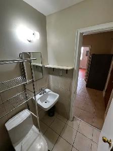 2 Bedroom 1 Bathroom Apartment Downtown Lindsay - Photo 5